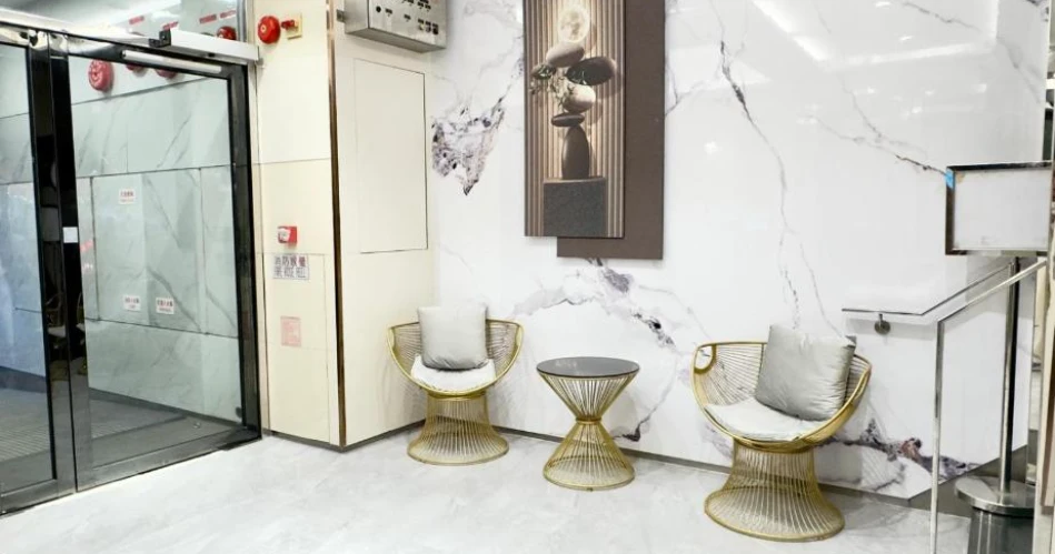 Hennessy Hotel Hong Kong – Stylish Comfort in the Heart of the City